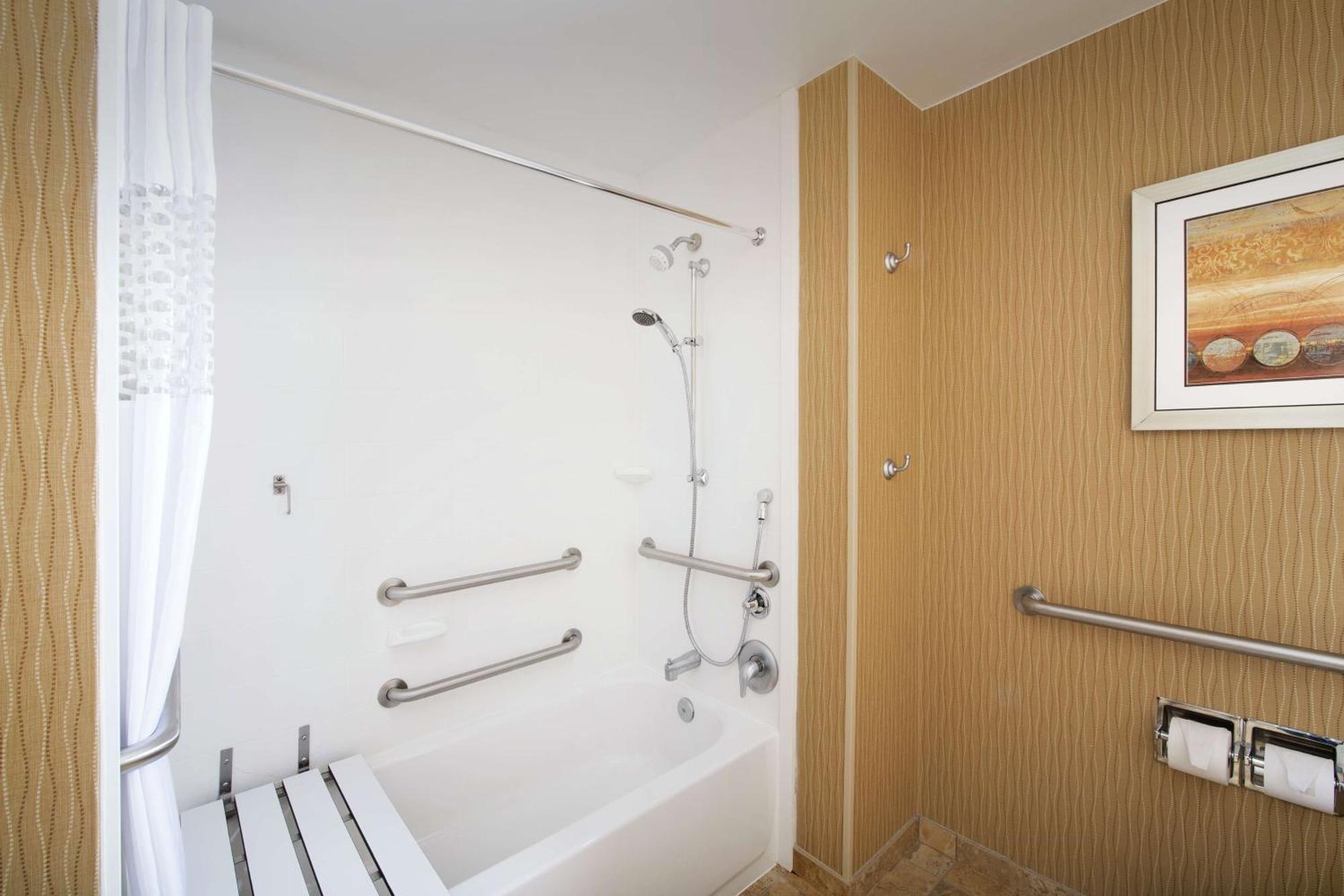 Hampton Inn Haverhill Eksteriør billede