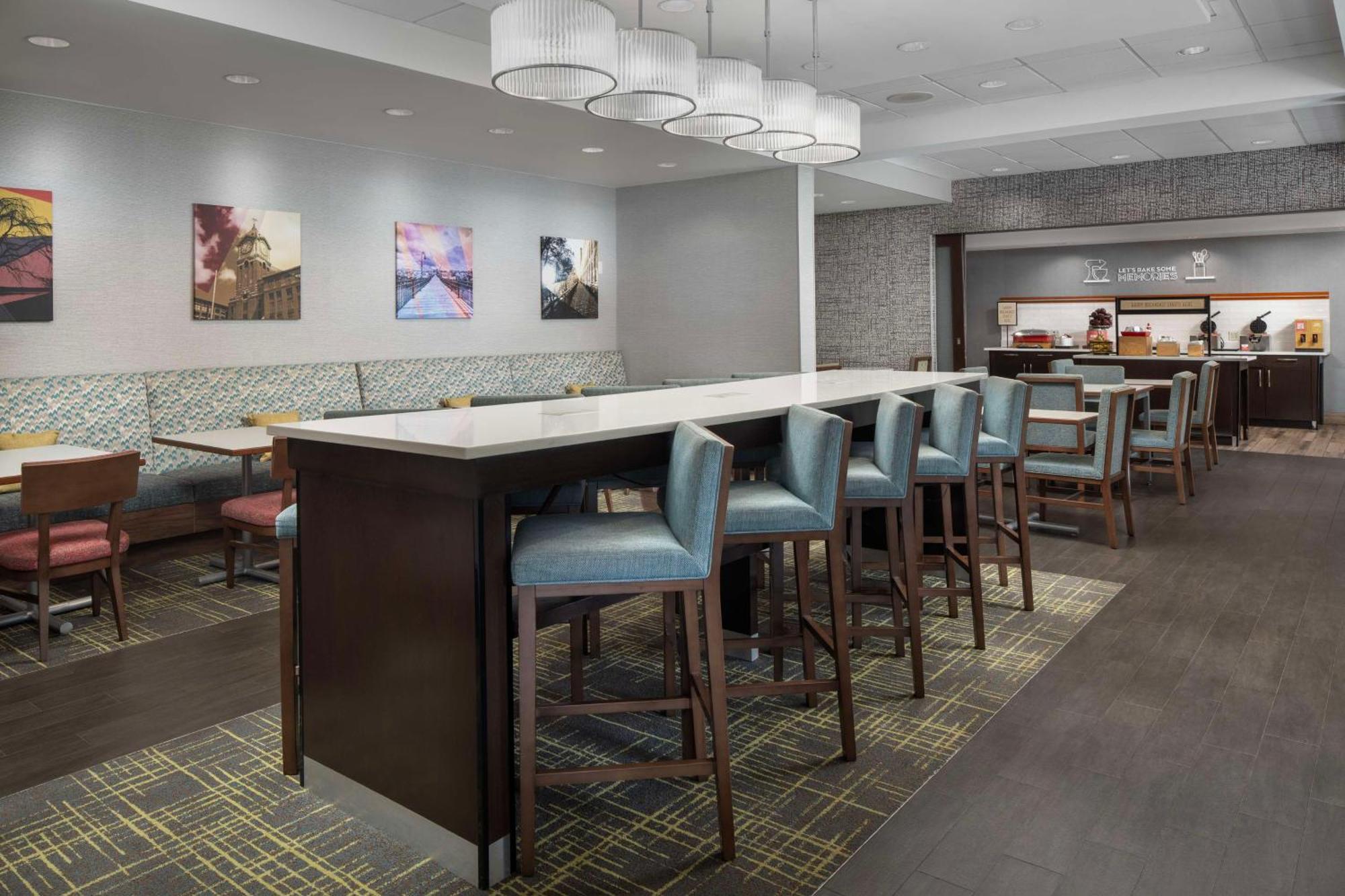 Hampton Inn Haverhill Eksteriør billede